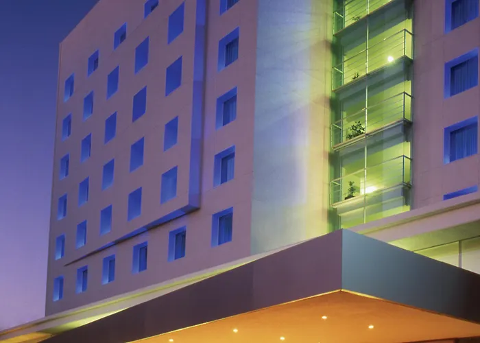 Fiesta Inn Express Puebla Finsa