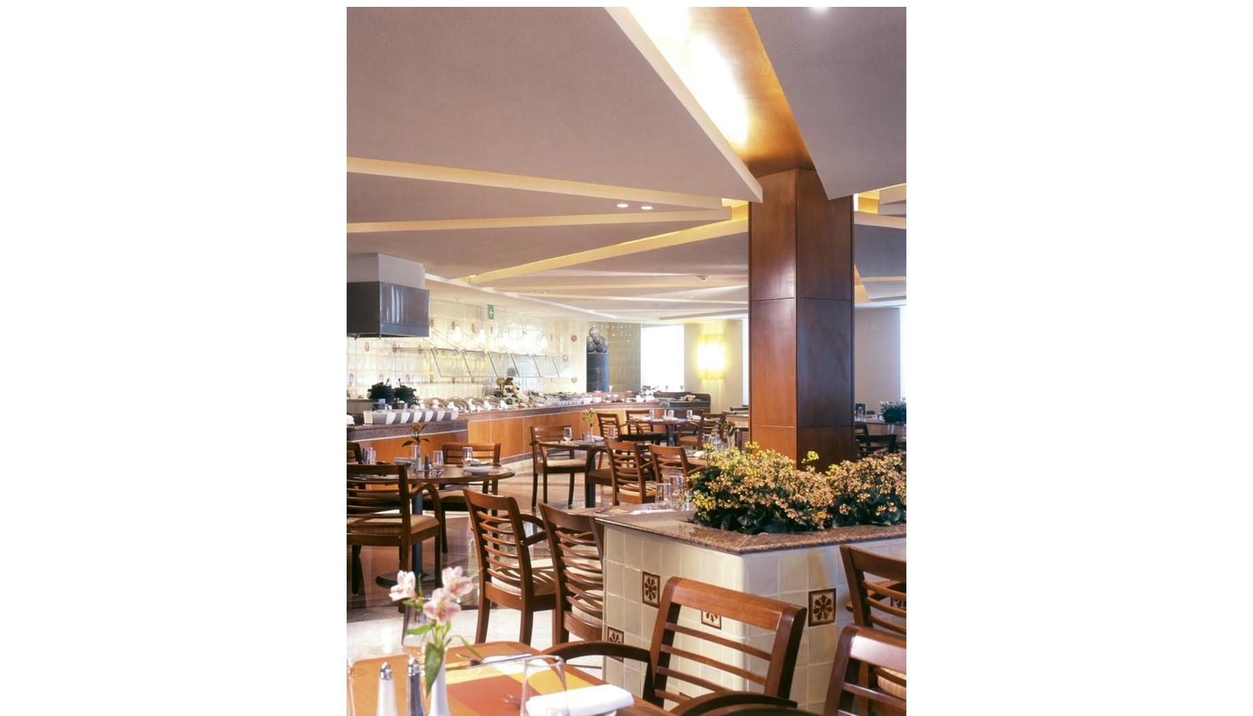 Hotel Fiesta Express Finsa 4*