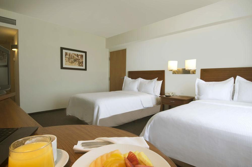 Hotel Fiesta Express Finsa